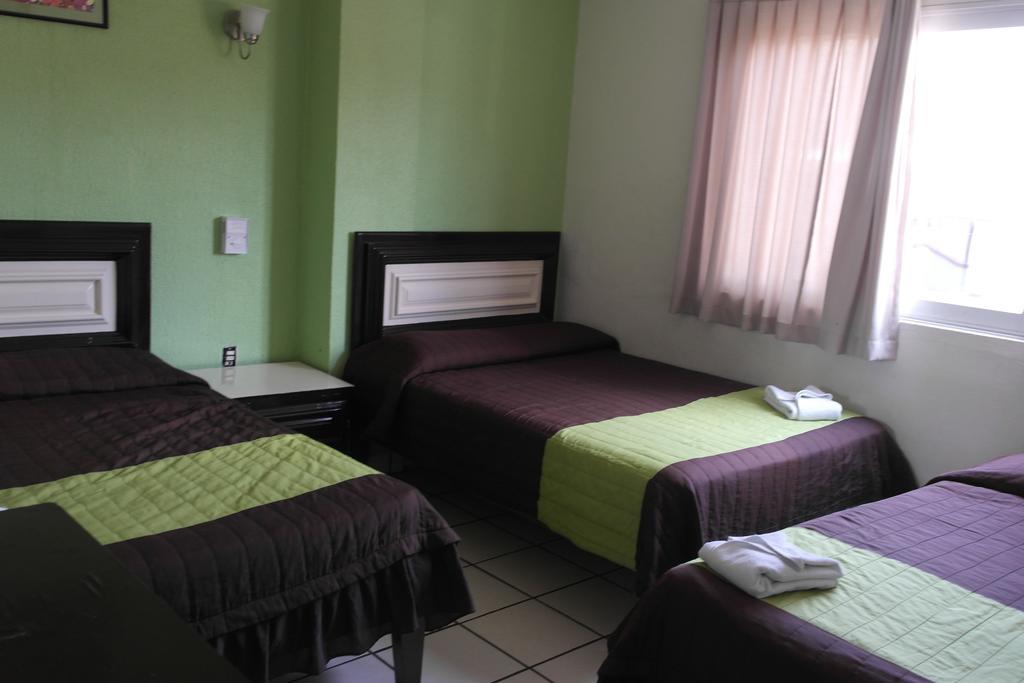 Hotel El Roble Tuxtla Gutiérrez Kültér fotó